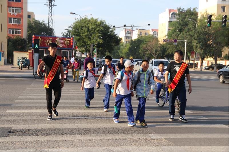 行人過馬路要注意什么，交通安全科普館給您科普一下